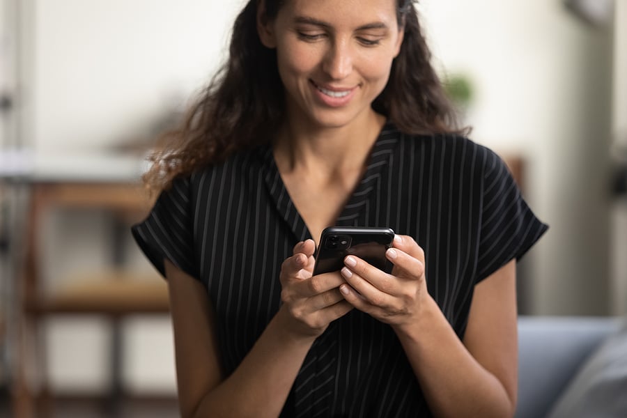 bigstock-Happy-Smartphone-User-Sitting--431987528 bigstock-Happy-Smartphone-User-Sitting--431987528